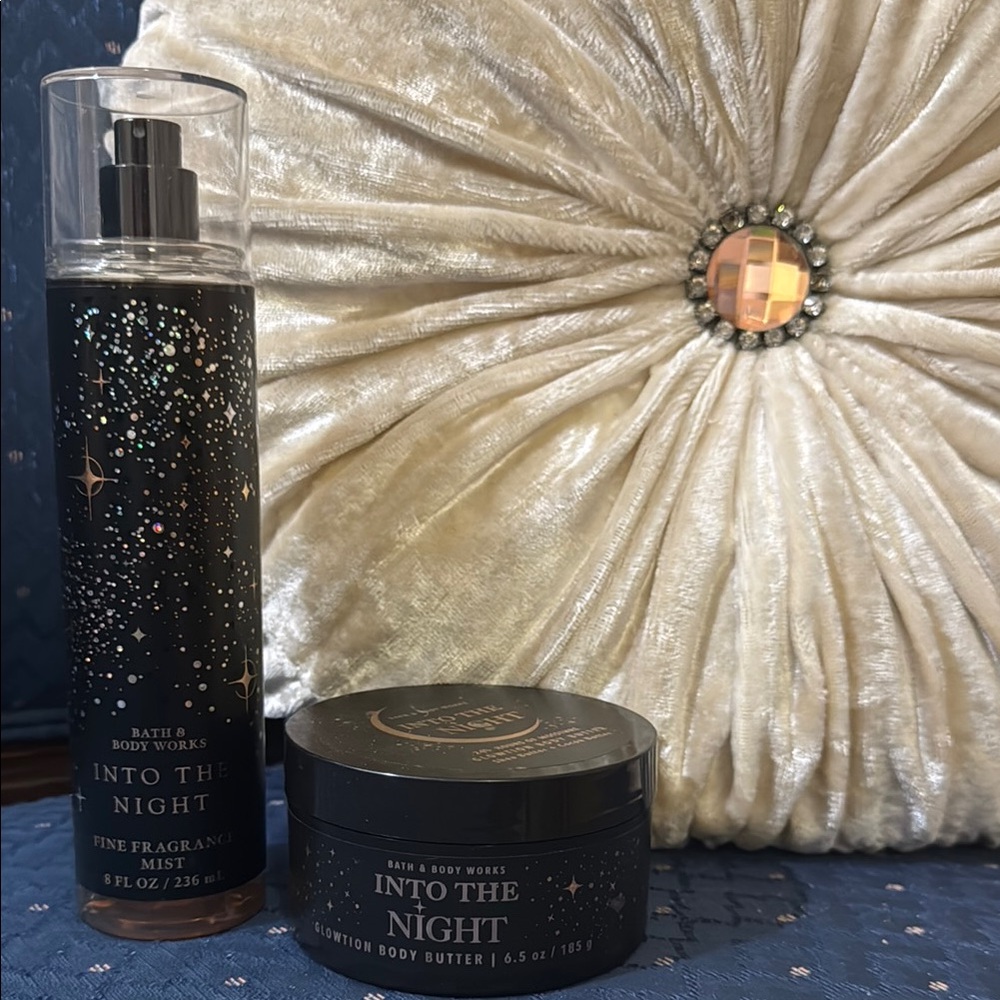 Bath & Body Works Into the Night Fragrance Mist and Body Butter - Black and Gold - Picture 1 of 1